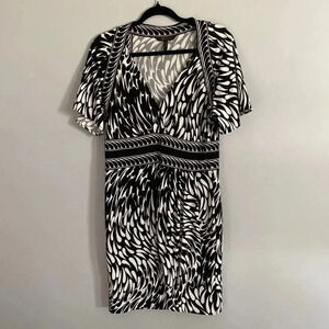 BCBG MaxAzria - Black and white dress - Sz Large